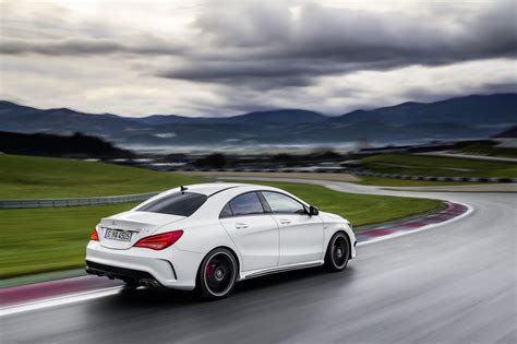 2014 Mercedes Cla45 Amg Equipment List Emercedesbenz