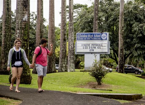 Police investigate threatening message at Waiakea High - Hawaii Tribune-Herald