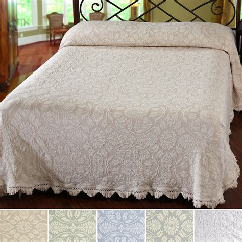 Colonial Rose Woven Matelasse Bedspread Bedding Bed Spreads Bed Cool Beds