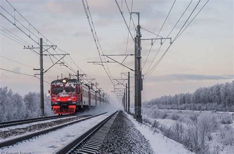 Pin de 𝗥𝗘𝗧𝗥𝗢𝗗𝗜𝗚𝗚𝗘𝗥 ᵀᴹ en Поездато | Tren