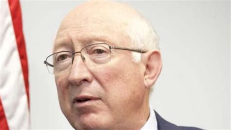 Ken Salazar Lamenta Muerte De Migrantes