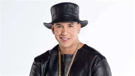 Daddy Yankee Estrena El Video Musical De La Canción Sígueme Y Te Sigo