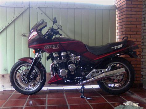 7 Galo Honda Cbx 750f História Modelos E Curiosidades