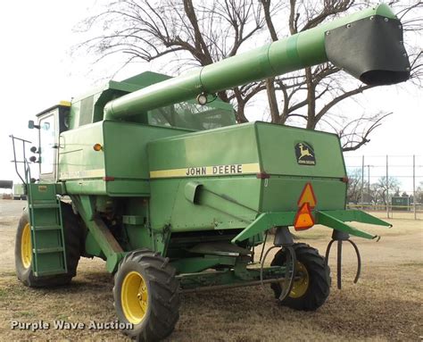 1982 John Deere 8820 Turbo Combine In Kinsley Ks Item Da0391 Sold Purple Wave