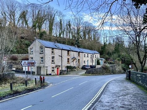 Houses In Millers Dale © Andrew Abbott Cc By Sa20 Geograph Britain