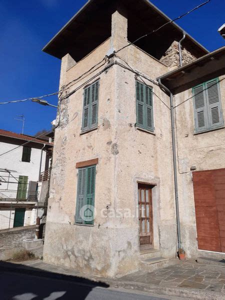 Rustico Casale In Vendita In Zona Centro A Pieve Di Teco Mq Casa It