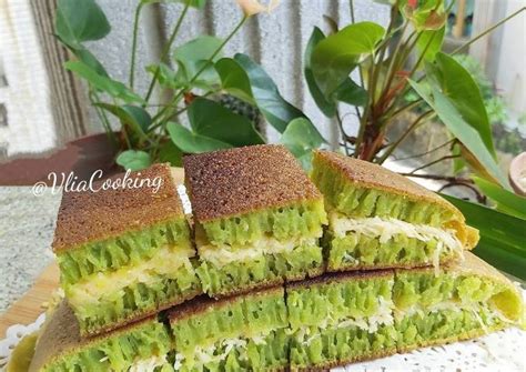 Resep RESEP MARTABAK PANDAN KEJU TEFLON LEZAT DAN WANGI Oleh Vlia