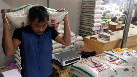 Harga Beras Hari Ini Kompak Naik Premium Dibanderol Rp 15 280 Per Kg