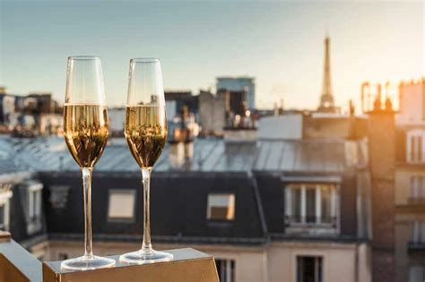 10 Best Hotels with a View of the Eiffel Tower - Where to Stay in Paris ...