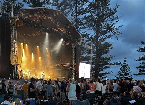 Kiama S Red Hot Summer Tour Sizzles