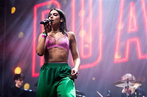 Dua Lipas New Rules Hits No 1 In U K