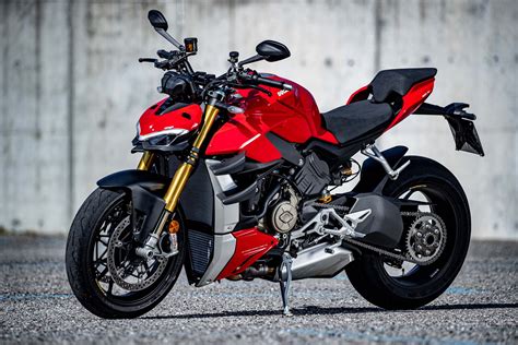 Mega Gallery Hi Res Photos Of The Ducati Streetfighter V S