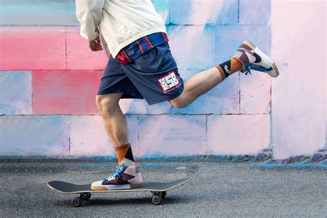 How to Skateboard for Beginners. Nike SG
