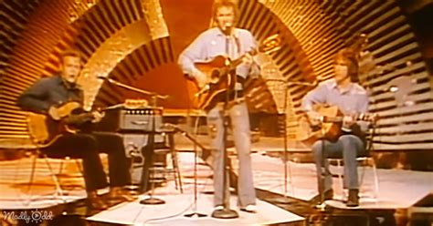 Gordon Lightfoot Takes Us Back To With Sundown Hit Madly Odd