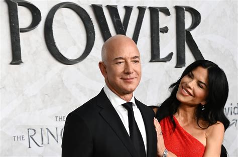 Ex-Wife Mackenzie Scott Just Publicly Humiliated Jeff Bezos