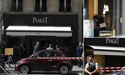 Armed Robbers Storm Luxury Piaget Store In Paris Daily Mail Online