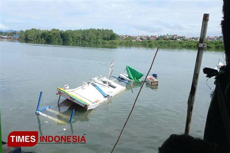 Sebuah Kapal Nelayan Tenggelam Di Laut Selatan Korea Selatan Tujuh Wni