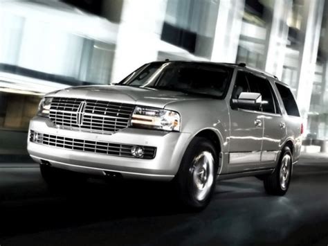 2011 Lincoln Navigator Review