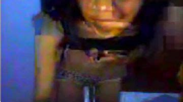 Indonesian Babe Shows Off Her Hot Body PORNDROIDS