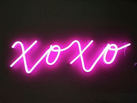 Pin On Wallpapers Neon Signs Pink Neon Sign Neon Words