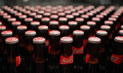 África do Sul aprova fusão entre SABMiller e AB InBev Jornal O Globo