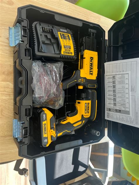Dcf620d2k 디월트 연발 당근 중고거래