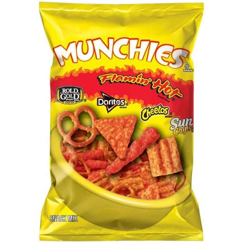 Köp Munchies Flamin Hot Snack Mix g hos Coopers Candy