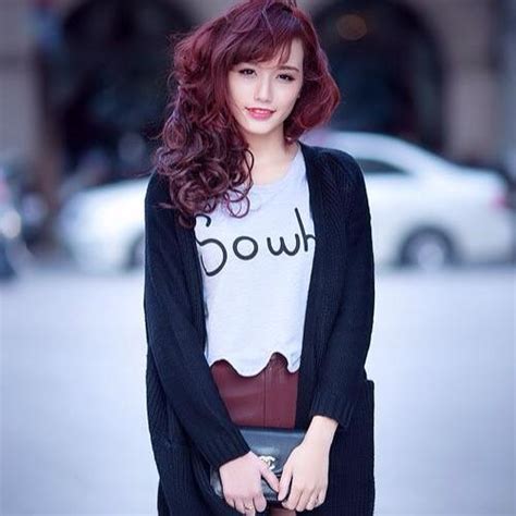 Hot girl xinh đẹp đa tài Ngân Búng vừa tốt nghiệp ĐH Ngoại thương loại giỏi