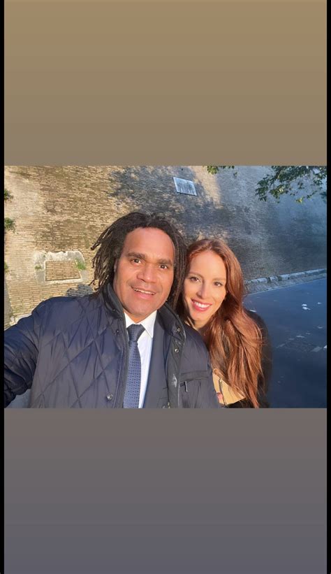 Photo Un Beau Moment Pour Christian Karembeu Et Sa Femme Dans Une