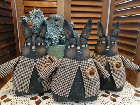 Pin By Alfie Ford On Primitives Spring Easter Decor Primitive Rabbit