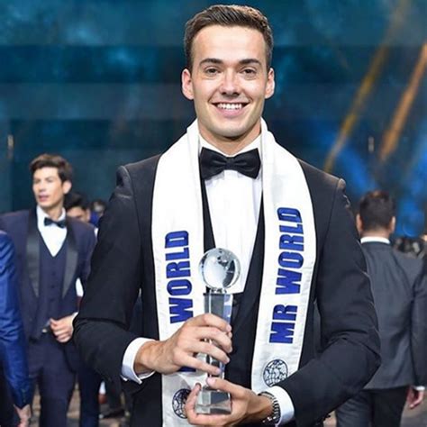 FERVECAO Mister England Is Mister World 2019 PH Bet Finishes