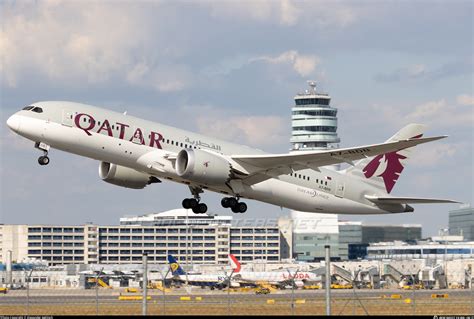 A Bdb Qatar Airways Boeing Dreamliner Photo By Alexander