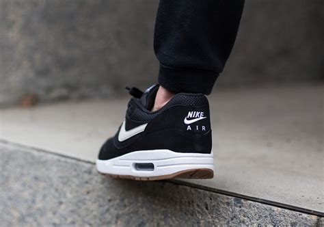 The Gum Sole Look On The Nike Air Max 1 Continues