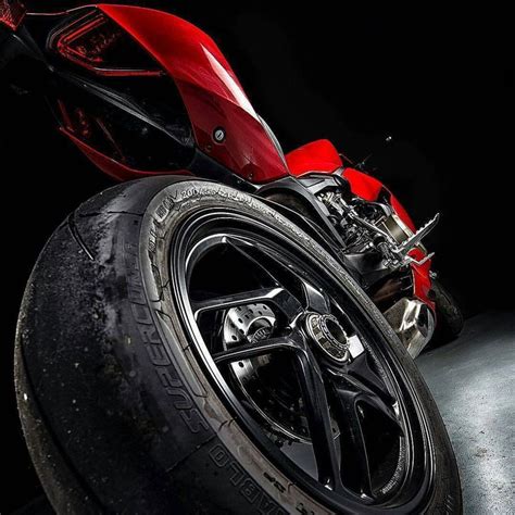 Ducatiobsession Fat Tire Anyone Pomozmioddychac Ducati