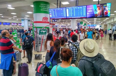 Aument Flujo De Pasajeros En Aeropuerto De Canc N Luces Del Siglo