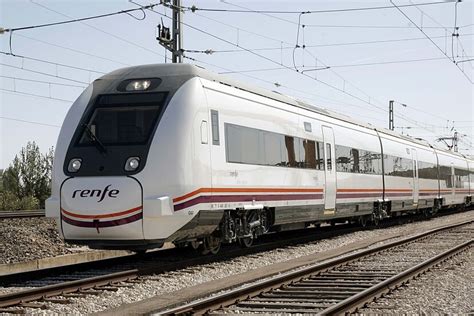 Renfe adjudica a CAF otros 32 trenes eléctricos por 190 millones País