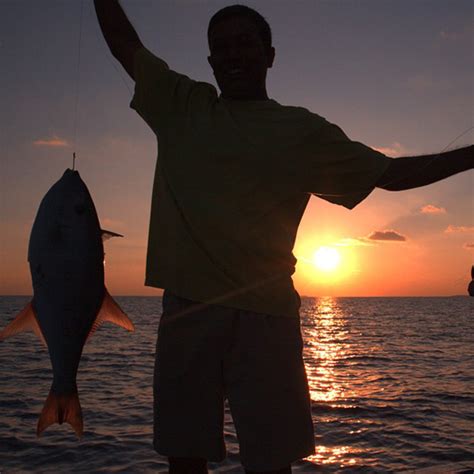 Dive Butler Zen By Mövenpick Maldives Excursions Sunset Fishing