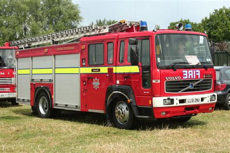 Londons Burning Ex Hampshire Fire Brigade Wrtl H Btp W Flickr