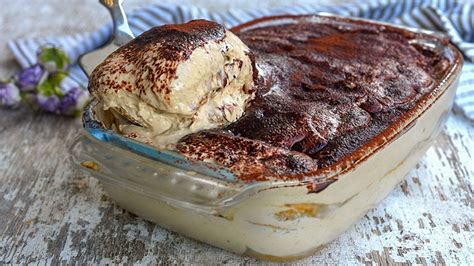 Tiramisu à la ricotta et au café frais et savoureux