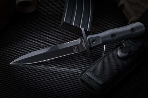 Really Cool Combat Knives