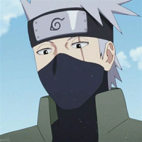 Por qué Kakashi siempre usa máscara en Naruto