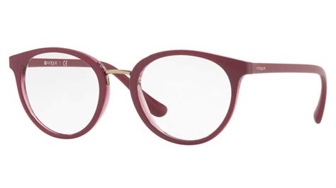 The Best Eyeglass Frames For Women Over 40 For All Face Shapes