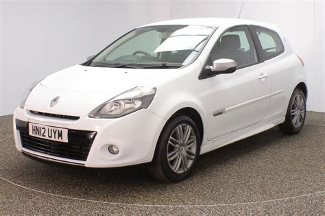 Used White Renault Clio Hatchback Dynamique Tomtom Tce Dr