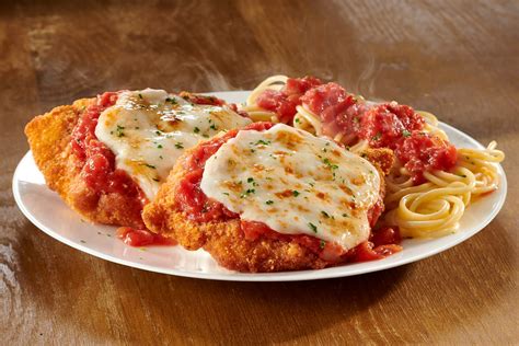 Olive Garden Has Recipes For Some Of Its Beloved Dishes For You To Make At Home