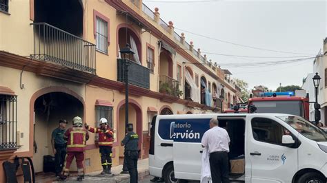 El incendio en el que murieron cuatro personas en Guillena se originó