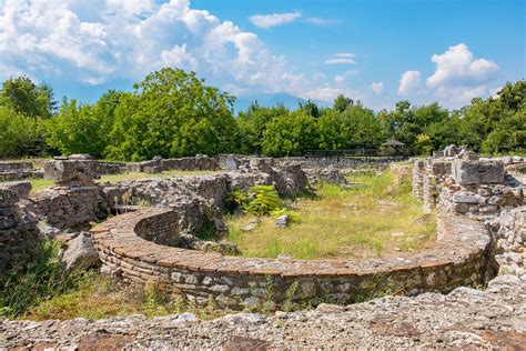 Greece: 6 lesser-known archaeological sites to see!