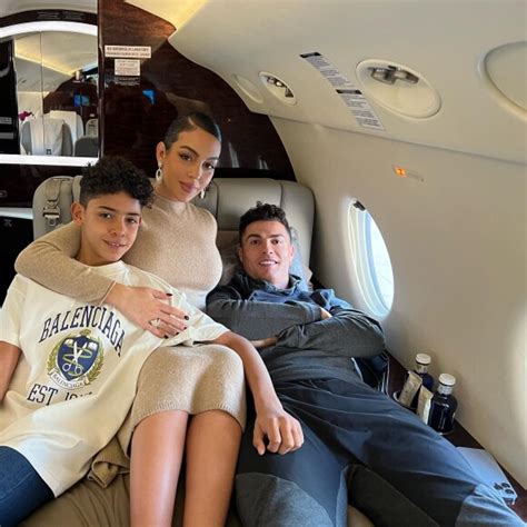 Photo Georgina Rodriguez Et Cristiano Ronaldo En Famille Sur