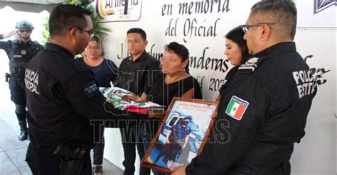 Hoy Tamaulipas Rinden Homenaje Postumo A Policia Que Perdio La Vida