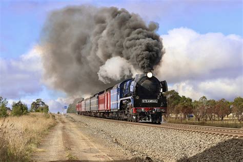 Steamrail Victoria R Spirit Of Bendigo Hauling The E Flickr