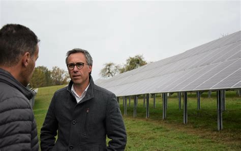 Bezirk Im Bezirk Produzieren 3 907 Photovoltaik Anlagen Sauberen Strom